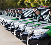 Pasieniečiams perduoti &bdquo;Toyota Land Cruiser&ldquo; visureigiai