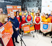 Dalia Grybauskaitė davė startą &bdquo;Maisto banko&ldquo; akcijai
