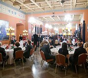Gala vakarienės akimirka