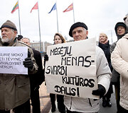 Lietuvos chorų sąjungos mitingas prie Vilniaus miesto savivaldybės