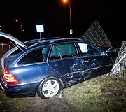 Geležinio Vilko gatvėje susidūrė taksi automobilis su &bdquo;Mercedes-Benz&ldquo; automobiliu