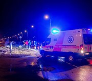 Geležinio Vilko gatvėje susidūrė taksi automobilis su &bdquo;Mercedes-Benz&ldquo; automobiliu