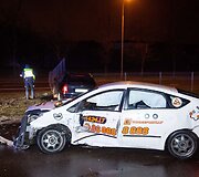 Geležinio Vilko gatvėje susidūrė taksi automobilis su &bdquo;Mercedes-Benz&ldquo; automobiliu