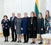 Au&scaron;ra Andziulevičiūtė su &scaron;eima