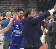 &bdquo;Stambulo &bdquo;Anadolu Efes&ldquo; klubo triumfas Eurolygoje&ldquo; 