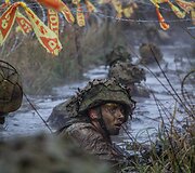 Vaidoto bataliono kariai įveikia kliūčių ruožą &ndash; Vaidotėno taką