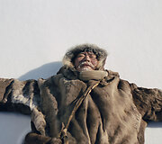 Kadras i&scaron; filmo &bdquo;Moteris, vyras ir &scaron;uo"