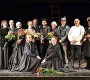 Ry&scaron;kiausia scenografija &ndash; Priekulės kultūros centro Ernsto Vicherto spektaklis &bdquo;&Scaron;aktarpis&ldquo;
