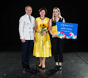 Geriausia &bdquo;ArtVilnius&lsquo;19&ldquo; jaunąja menininke tapo Laura Sabaliauskaitė