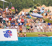 Pasaulio vandenlenčių elitas susikovė dėl &bdquo;Red Bull Wake2el&rdquo; čempiono titulo