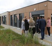 Naujuose moduliniuose nameliuose nakvoti galės 51 žmogus