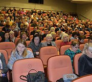 Varėnoje prasidėjo de&scaron;imtasis Dalios Tamulevičiūtės profesionalių teatrų festivalis