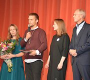Varėnoje prasidėjo de&scaron;imtasis Dalios Tamulevičiūtės profesionalių teatrų festivalis