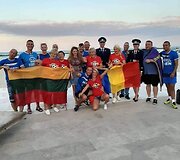 2019 metai, Italija, San Benadeto, su turnyro dalyviais i&scaron; Rumunijos