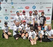 2019 metai, Sūduvos močiutės su vaikais, anūkais bei &scaron;eimos nariais po apdovanojimo renginyje Bėgam už Marijampolę