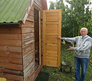 Suvalkietis gamina i&scaron;skirtinius avilius bei kviečia i&scaron;bandyti bičių terapiją