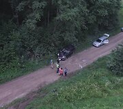 Neblaivaus vyro vairuojamas BMW nuo kelio numu&scaron;ė ūkininko &bdquo;Nissan&rdquo;: grįžinėjo pamelžęs karves