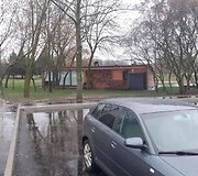 Automobilių stovėjimo aik&scaron;telės prie Kalniečių parko