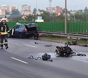 Vilniuje automobilis rėžėsi į atitvarus