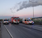 Vilniuje automobilis rėžėsi į atitvarus