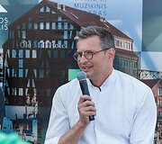 Klaipėdos festivalis: elinge vėl &scaron;vartuosis &bdquo;Skrajojantis olandas&ldquo;, o baleto artistai &scaron;oks vandenyje