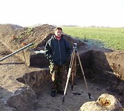 Serhijus Teliženko archeologinių tyrimų metu