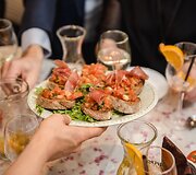 &bdquo;La pasta&ldquo; kasdienybė: 18 tonų miltų, tūkstančiai porcijų ir neblėstanti meilė makaronams