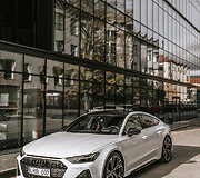 Ie&scaron;kote galingo automobilio? I&scaron;skirtinis AUDI RS7 Sportback 600AG laukia naujo &scaron;eimininko