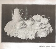 Stalo arbatėlei patiekti serviravimo pavyzdys