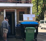 Inga Bunina 11 val. laukė eilėje, kad pagerbtų karalienę