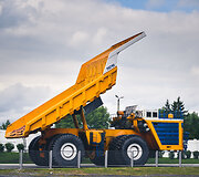 Benediktas Vanagas i&scaron;bandė &bdquo;Belaz 75710&ldquo;