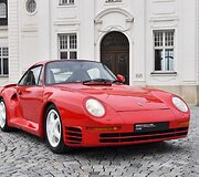 Gatvėmis važinėjo daugiau nei trys &scaron;imtai Porsche 959 egzempliorių &ndash; tai buvo greičiausias serijinės gamybos automobilis