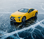 &bdquo;Lexus&ldquo; nuotykiai ant už&scaron;alusio Baikalo ežero