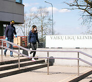 Lenktyninis automobilis &ndash; priemonių nuo koronaviruso i&scaron;vežiojimui