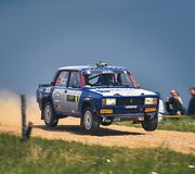 Skirtingų klasių automobiliai Elektrėnų ralyje