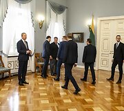 Gitanas Nausėda priima Vyriausybės narius
