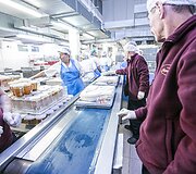 Santaros klinikų maisto tiekimo akimirka