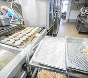 Santaros klinikų maisto tiekimo akimirka