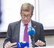 Parodos atidarymo akimirka