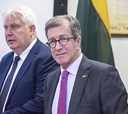 Parodos atidarymo akimirka