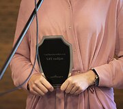 Apdovanojimų akimirka