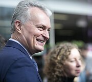Ką savo malonumui skaito Prezidentas? Valstybės vadovą Gitaną Nausėdą kalbina žurnalistas Ridas Jasiulionis