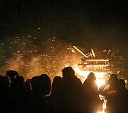 Laužų akimirka