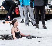 &Scaron;vento Valentino diena palydėta maudynėmis