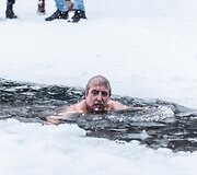 &Scaron;vento Valentino diena palydėta maudynėmis