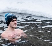 &Scaron;vento Valentino diena palydėta maudynėmis