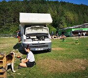 Darbą biure vilnietės Monika ir Ieva i&scaron;keitė į metų trukmės kelionę aplink Europą