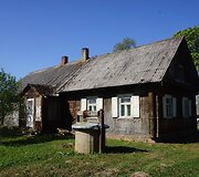 Sodyba netoli Anyk&scaron;čių miesto su 16,10 ha derlingos žemės sklypu (86 000 Eur)