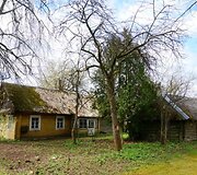 Autenti&scaron;ka sodyba &Scaron;venčionių rajone, &scaron;alia &scaron;imtamečių liepų, su 17 a žemės sklypu (8 500 Eur)
