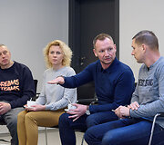 Mindaugas Bružas papasakojo savo neįtikėtiną istoriją Klaipėdos pedagogams, dalyvaujantiems projekto &bdquo;Svajonių komandos&ldquo; mokymuose